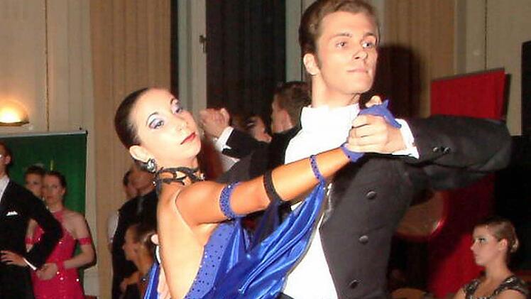 Philipp Surm - hier mit Melanie Wallisch - leitet mittlerweile Einsteigerkurse. Foto: privat