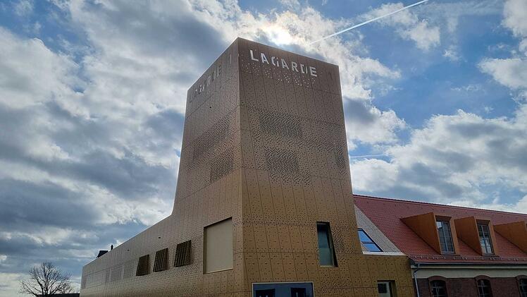 Bamberg: Aiwanger eröffnet Digitales Gründerzentrum LAGARDE1 - "Innovationstreibende von Morgen"