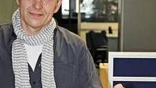Uwe Tempel von der SGB Stadtsteinach loste gestern zwei Teilnehmer am Laufseminar aus. Foto: cs