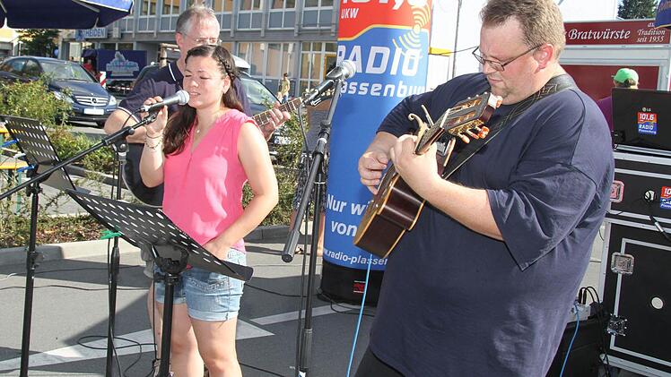 Stefan "Bonsai" Lehner und MCNA sorgten für heiße Musik.
