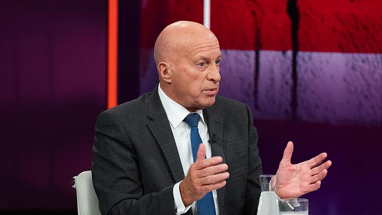 AfD-Politiker R&uuml;diger Lucassen erl&auml;uterte seine Sichtweise, wie mit den Kriegen in Nahost und in der Ukraine umzugehen sei.