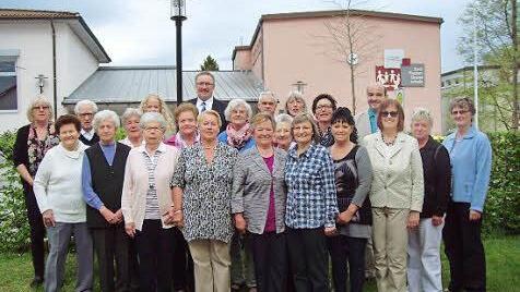 Die Hauptversammlung des Marienvereins Dörfles-Esbach war Anlass, langjährige Mitglieder zu ehren. Foto: Doris Weidner