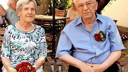 Das Fest ihrer diamantenen Hochzeit feierten in Kirchlauter Karola und Johann Wild.  Foto: Günther Geiling