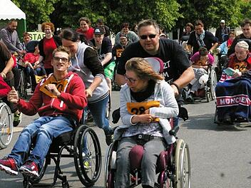 Start der Rollstuhlfahrer Foto: Ulrich Zetzmann