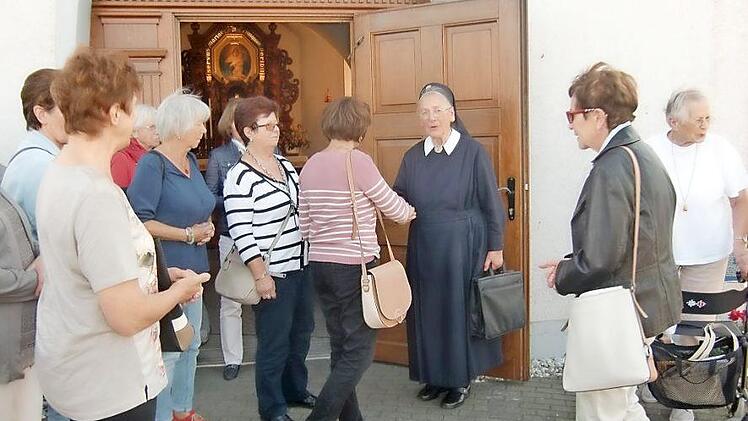 Die Besucherinnen aus Marktgraitz besuchten auf dem Marienberg auch die Gnadenkapelle. Foto: privat