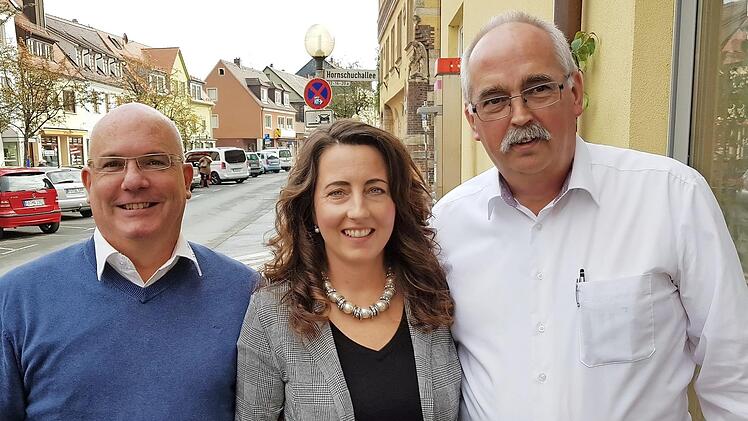 Sie wollen der verl&auml;ngerte Arm der Forchheimer Wirtschaftsf&ouml;rderung sein: die BDS-Aktivisten Frank Bernard, Melanie Ebert und Dirk van Elk (von links).  Foto: Ekkehard Roepert