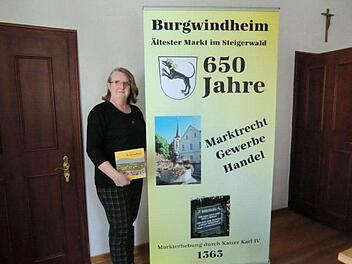 Christine Rottmund ist fürs Jubiläum gerüstet. Alle Fotos: Konrad Götz
