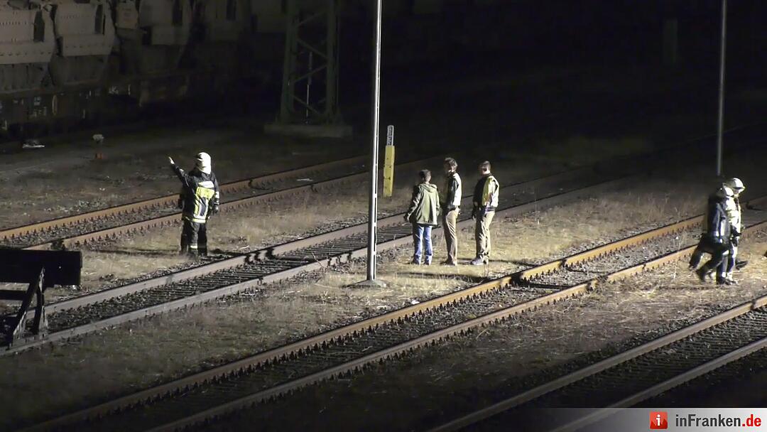 21-Jähriger bekommt Stromschlag und geht in Flammen auf