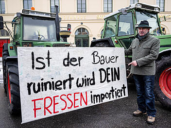 Aiwanger unterst&uuml;tzt Bauernproteste