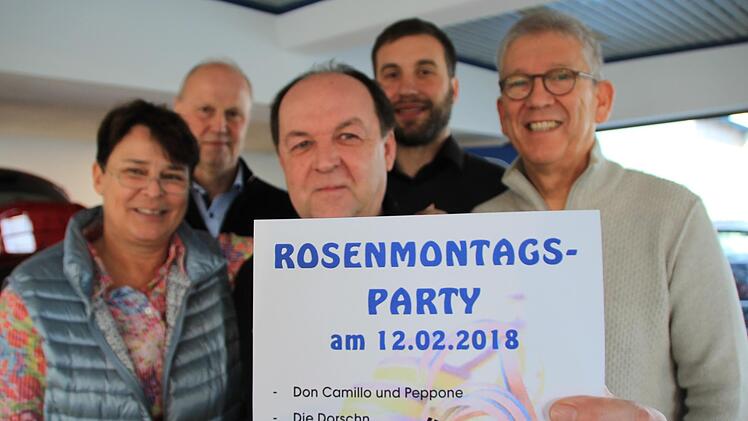 Andrea Krapf, Gerald Brehm, Johannes Riegler, Christian Steiner und Michael Ulbrich  wollen bei der Rosenmontagsparty richtig Gas geben.  Foto: Andreas Dorsch