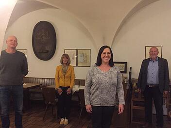 Der neue Vorstand des Kreisverbands   Münnerstadt: Bernd Klicha (neuer Kassier), Edith Frank (seine Vorgängerin); Annabell Fleischmann (neue 1. Vorsitzende), Wolfgang Wittmann (bisheriger 1., nun 2. Vorsitzender). Foto: Anneliese Albert