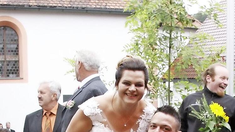 Die kirchliche Hochzeit der Familie Benni Gemählich in Affalterthal  Fotos: Reinhard Löwisch