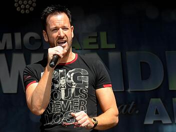 Auch Michael Wendler, der bei seinem Dschungelcamp-Auftritt bei RTL für großes Aufsehen gesorgt hat, tritt im Fritz auf. Foto: Horst Ossinger/dpa