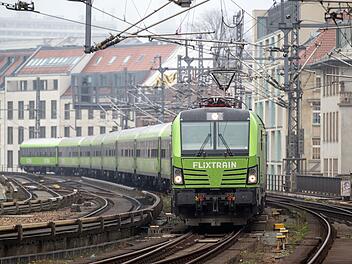 Stadtansicht Berlin - Bahnhof Friedrichstra&szlig;e