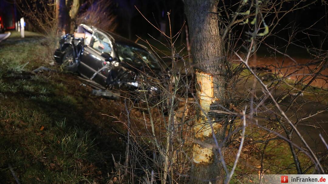 Fahranfänger überschlägt sich - drei Verletzte