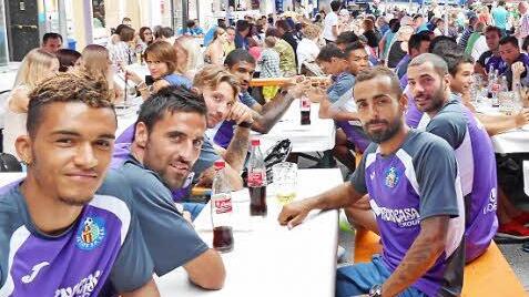 Die Mannschaft vom FC Getafe am Samstag auf dem Rakoczy-Fest