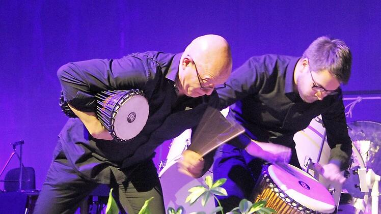 "Talking Drums": mitreißender Auftritt der Percussionisten Fotos: Sonny Adam