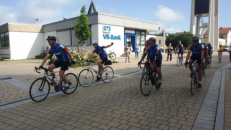 Start zur Tour nach Douvres-la-Délivrande.