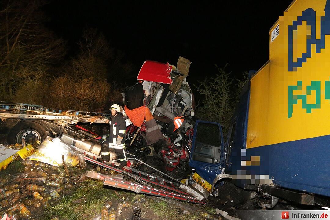 Lkw-Unfall auf A3: Vollsperrung