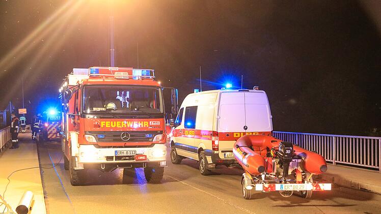 Gro&szlig;einsatz f&uuml;r Wasserrettung: Einsatzkr&auml;fte