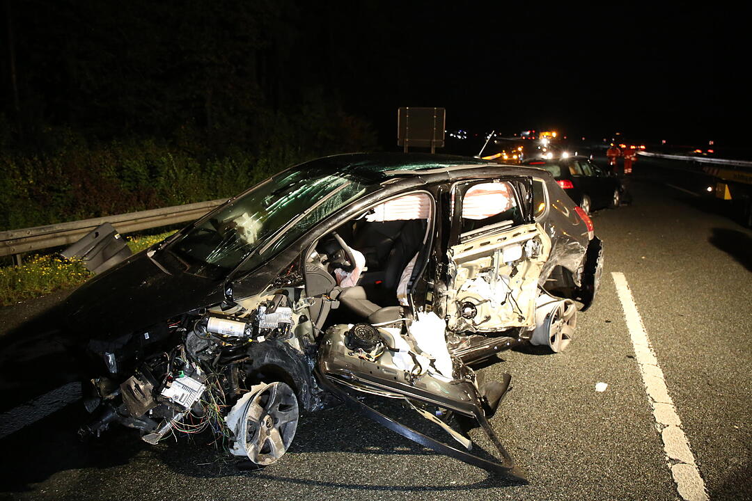 Kettenreaktion auf der A9: vier Menschen verletzt