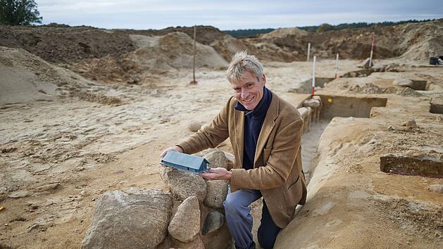 Gro&szlig;e bronzezeitliche Halle in Ostdeutschland entdeckt