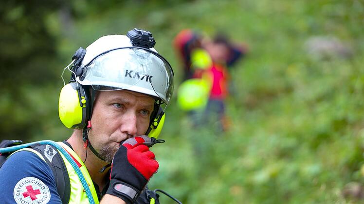 Einsatz der Bergwacht Ramsau: Im Team m&uuml;ssen die Aktionen der Bergretter gut vorbereitet sein.