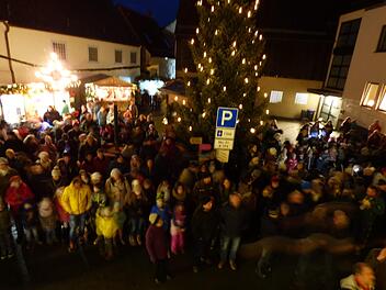 Viele Besucher waren nach Gößweinstein gekommen. Foto: Thomas Weichert
