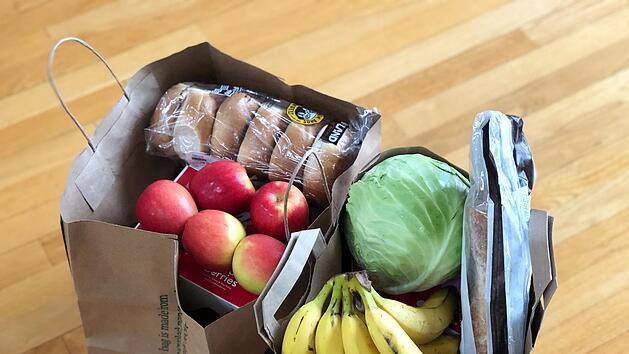 Ladendiebin (19) stiehlt 10 Kilo Lebensmittel