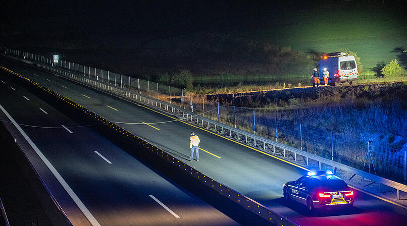 Hochspannungsleitung blockiert A3
