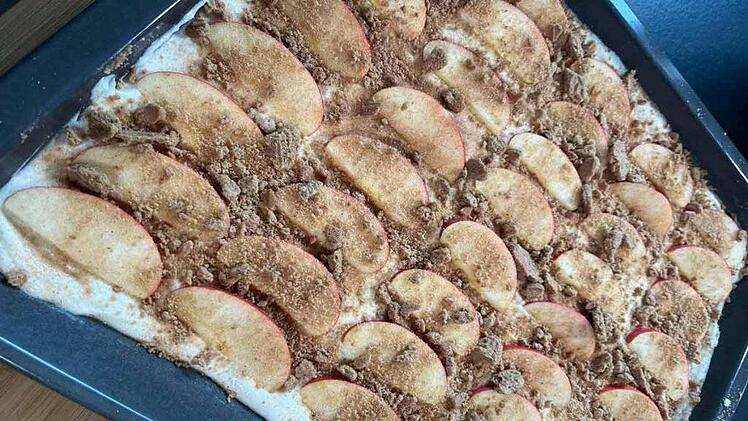 spekulatius-apfel-kuchen-blech