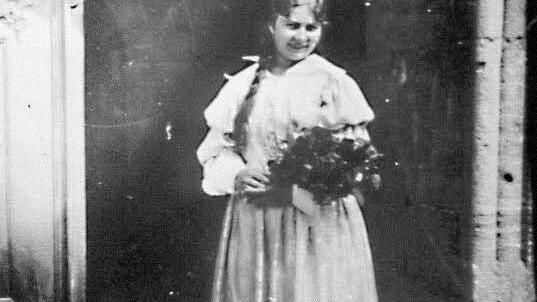 Klara Kaidel spielte ab 1928 die Ottilia. Ein Jahr zuvor bei der Urauff&uuml;hrung war sie als Schnitterin dabei.  Foto: Archiv/Heimatspielgemeinde