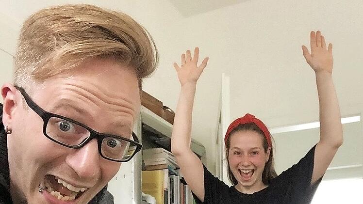 Für die Hörspielproduktion sorgten Musiker Simon Michael („Subway to Sally“) und die Berliner Schauspielerin Senta-Sophia Delliponti („Gute Zeiten, schlechte Zeiten“), die sichtlich Spaß an der Arbeit hatten.