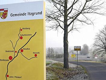 Wohnen, Tourismus, gemeinsame Identität. Die drei Bürgermeisterkandidaten nehmen Stellung zu drei Themenbereichen, die von 2014 bis 2020 zwischen Welsberg und Lahm von Bedeutung sein werden. Foto: Berthold Köhler