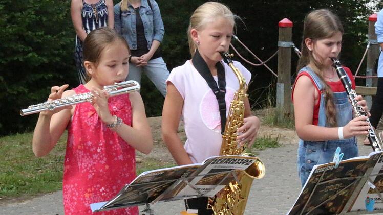 Das  Bläsertrio mit "Londonbridge"   Foto: Roland Dietz