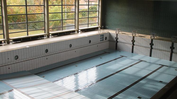 Das Hallenbad in Zeil ist stillgelegt. Foto: Rebecca Vogt