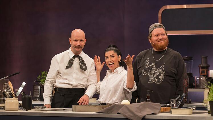 Und es kam noch dicker für Hensslers Horde: "Team Elif" durfte sich über einen weiteren Quiz-Sieg freuen - und Henssler & Co. verloren zwei weitere Minuten im Finale.