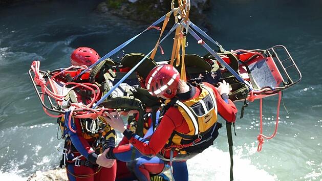 Ein Canyoning-Team im Einsatz