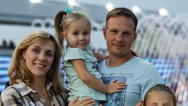 Roman Konovalov mit seiner Familie