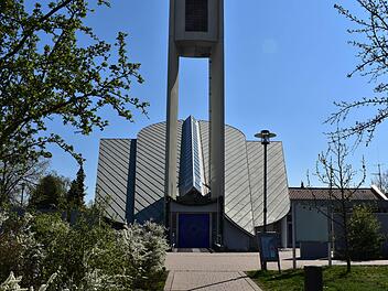 Die evangelische Christuskirche in Neunkirchen am Brand Foto: Petra Malbrich