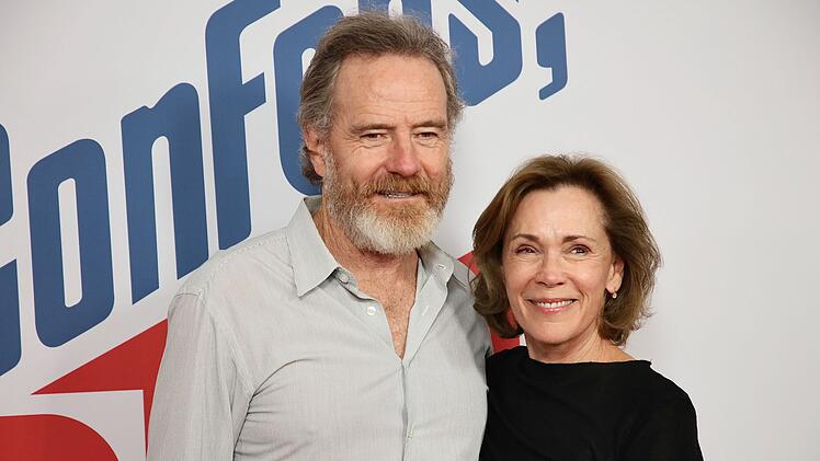 Seit 1989 ist Bryan Cranston mit seiner zweiten Ehefaru Robin Dearden verheiratet.
