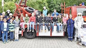 Ferienprogramm: Ein Tag bei der Königsberger Feuerwehr. Foto: G. Snater