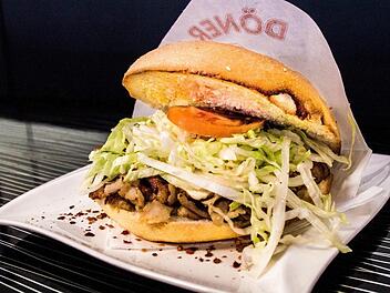 Lecker D&ouml;ner! Viele m&ouml;gen ihn - doch einer liebt ihn ganz besonders. Ali aus Wien widmet seinem Lieblingsessen sogar einen Liebesbrief. Symbolfoto: pixabay.com