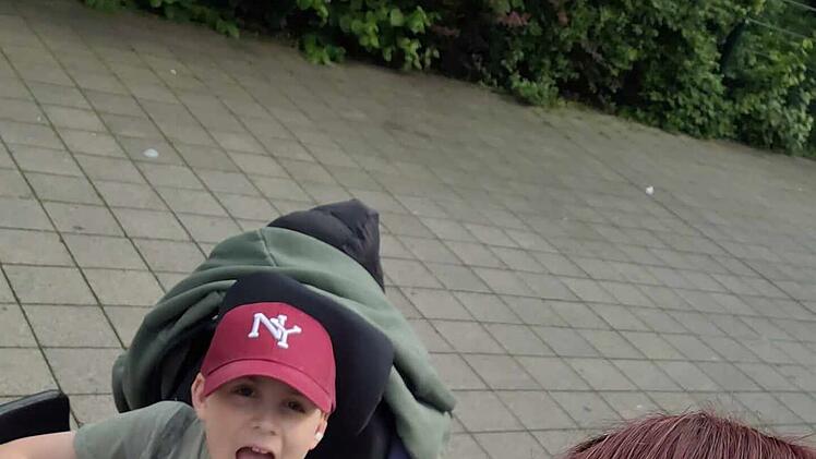 Nürnberg: Mutter Nadine will krankem Jannik das Leben erleichtern - doch sie braucht Hilfe