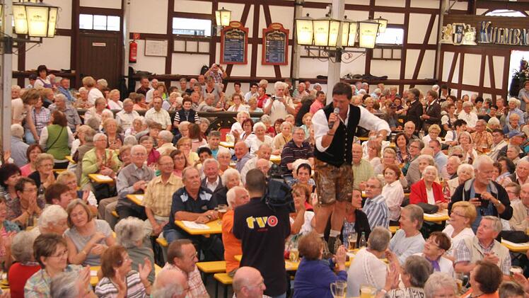 Geri, der Klostertaler, wurde von den jüngeren und älteren Fans gleichermaßen umjubelt.  Fotos: Sonja Adam