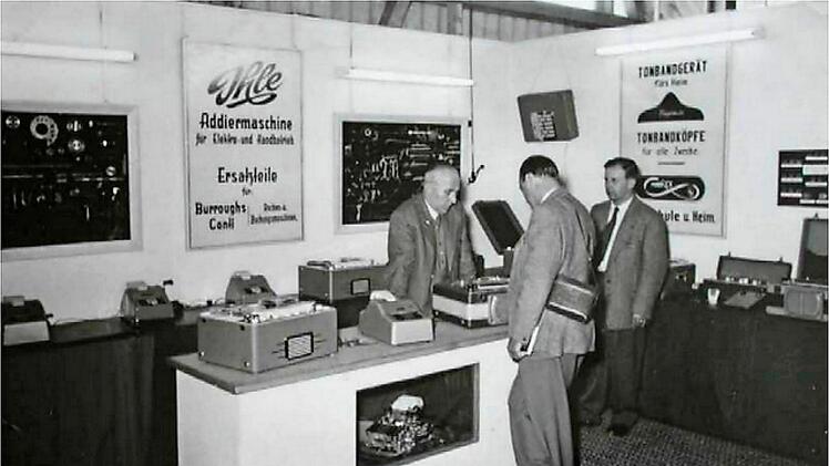 1955 pr&auml;sentiert Max Ihle seine Innovationen bei der Hannover Messe.