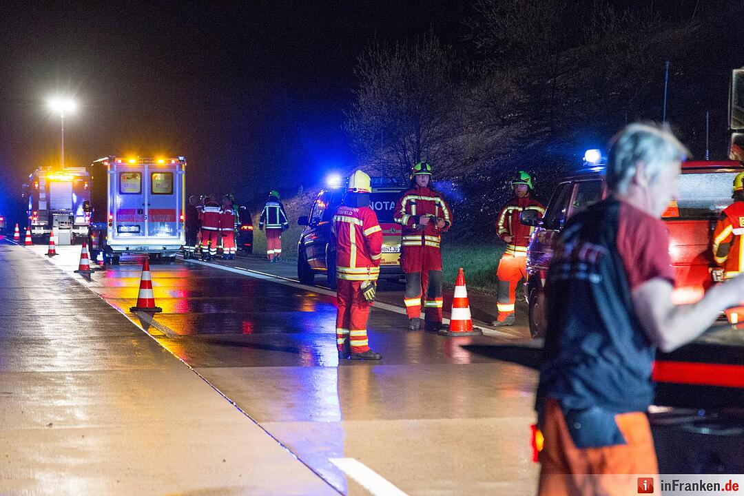 Lautertal: Ersthelferin wird auf A73 von Auto erfasst
