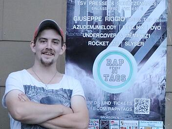 Familienvater, Hausbesitzer und Rapper gehen durchaus zusammen: Joe-Al Hillebrand veranstaltet mit seiner Frau Jessica am kommenden Samstag zum dritten Mal ein Rap'n‘Tags-Festival.Klaus Klaschka
