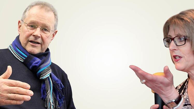 Gemeinsam ins Bild gerückt: Jürgen Oehm, Vorsitzender der CSU/JC-Fraktion, und Bettina Lesch-Lasaridis, Vorsitzende der SPD-Fraktion. Montage: Carolin Höfler