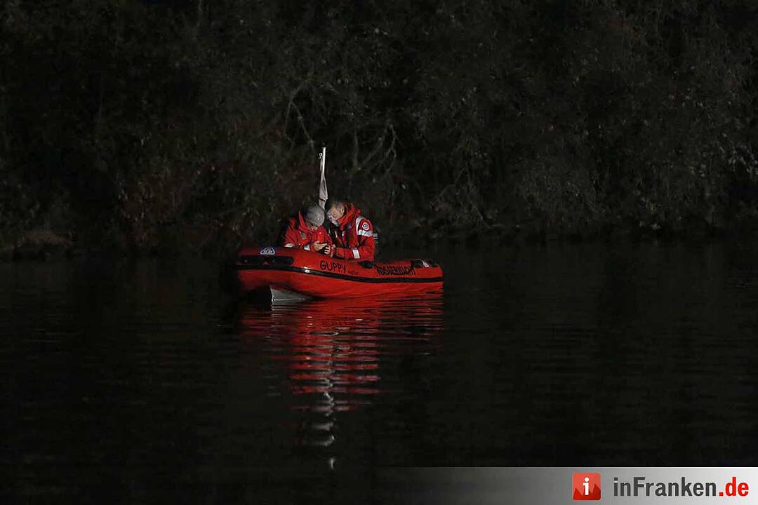 Pkw rollt bei Theres in Main: 23-Jährige stirbt